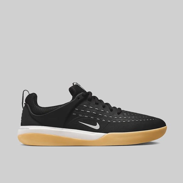 NIKE SB NYJAH 3 BLACK WHITE GUM 