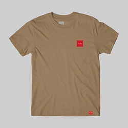 CHOCOLATE SCRIPT SQUARE TEE SAFARI BROWN 